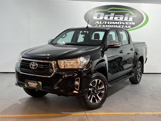 TOYOTA HILUX 2.8 SRV 4X4 CD 16V DIESEL 4P AUTOMÁTICO